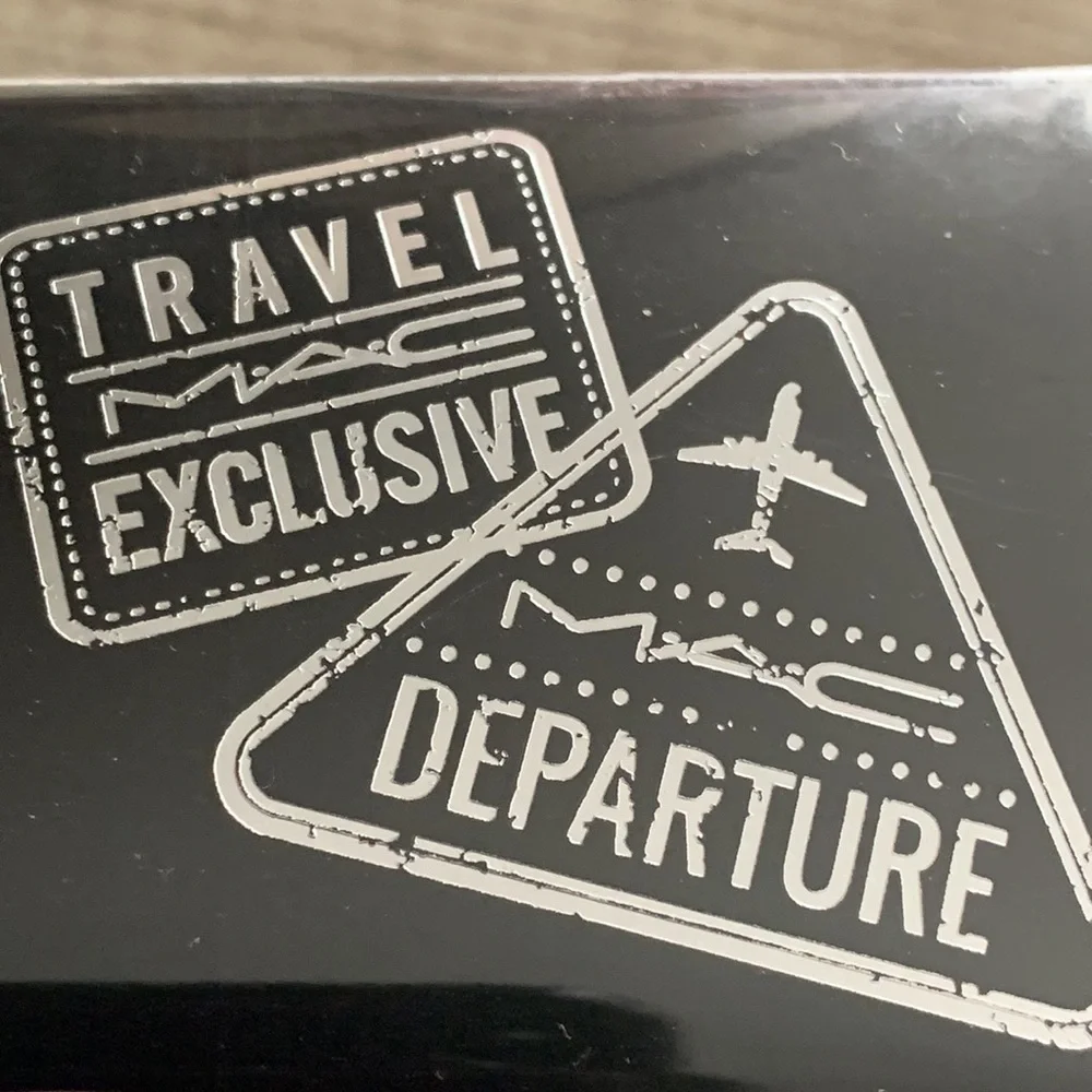 MAC mini lipstick travel set - Picture 2 of 6